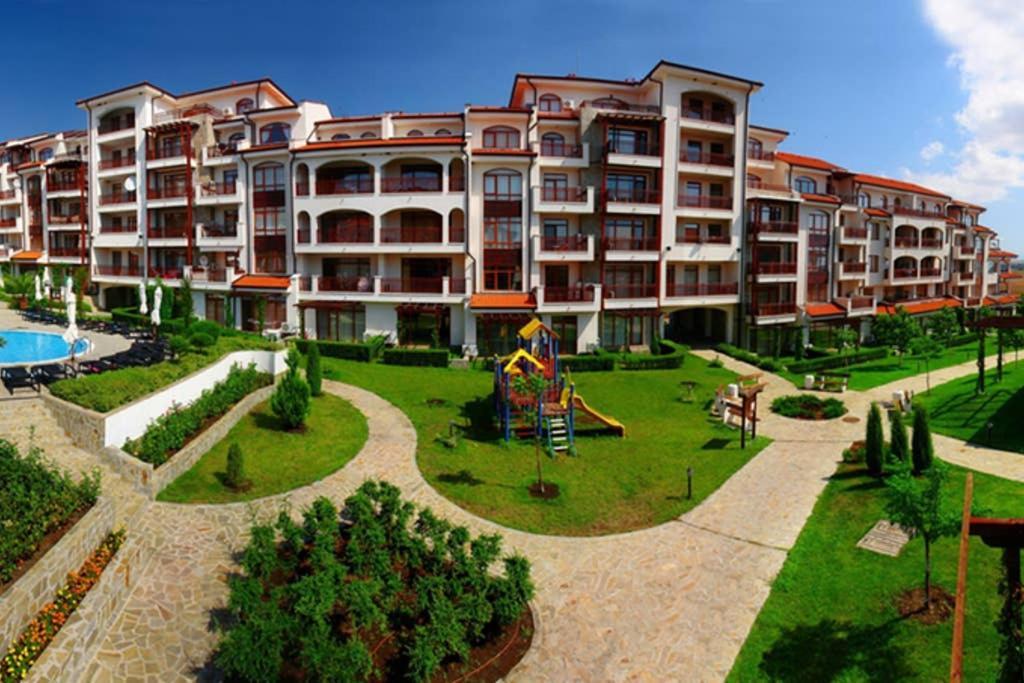 Generaator House Villa Aheloi Exterior foto